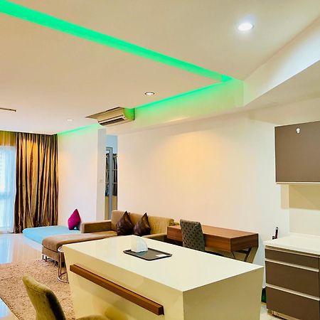Regalia Suites & Residence By Enjoy Your Stay كوالالمبور المظهر الخارجي الصورة