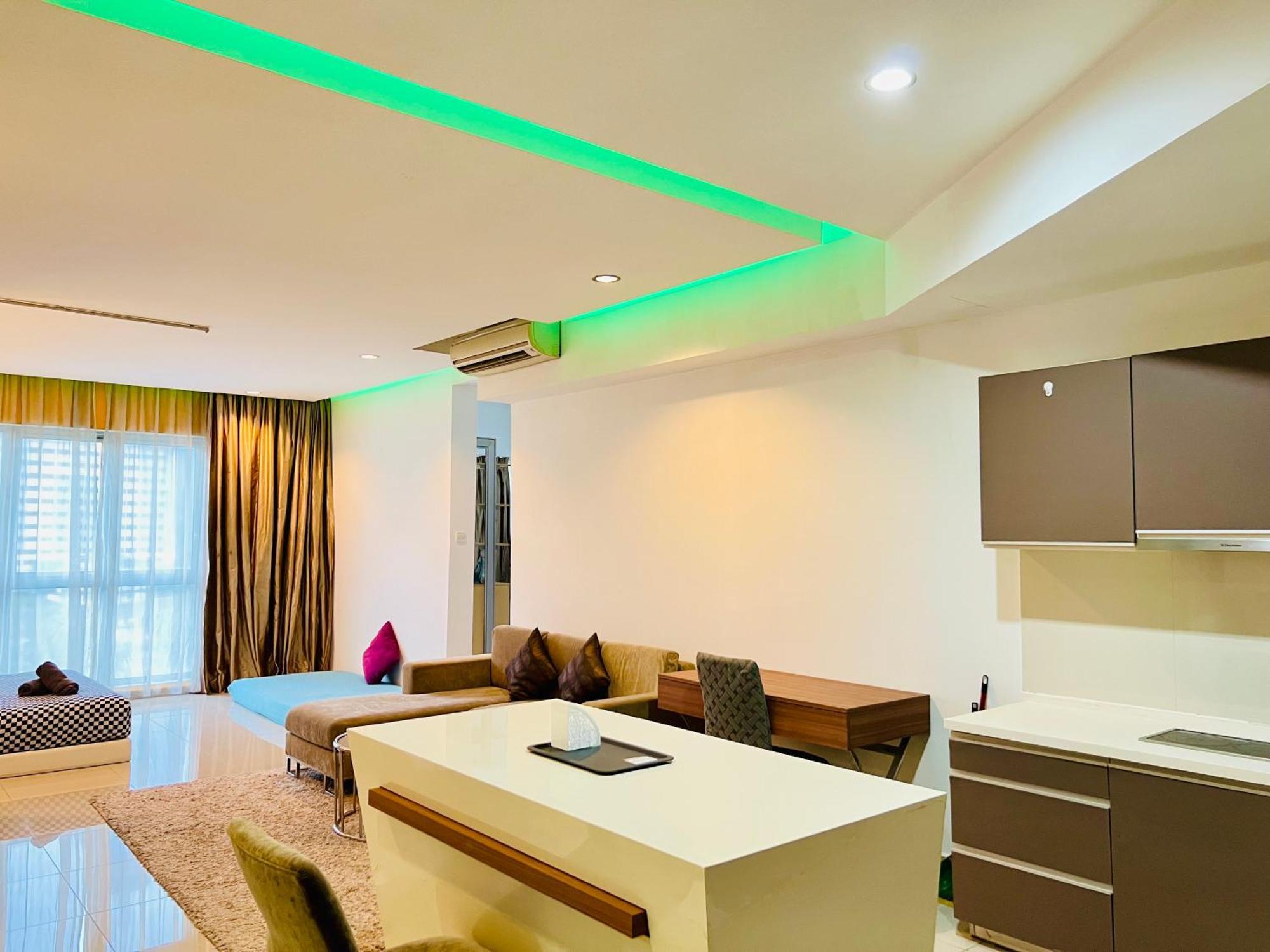 Regalia Suites & Residence By Enjoy Your Stay كوالالمبور المظهر الخارجي الصورة